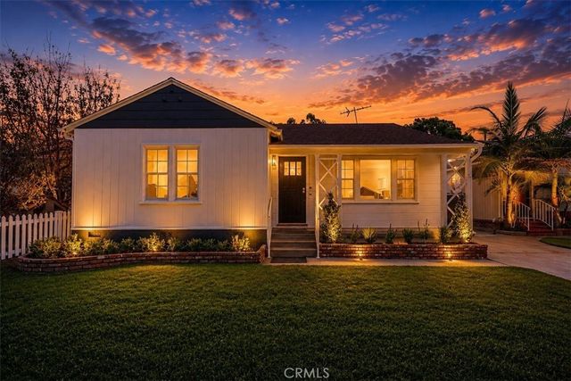 5618 Verdura, Lakewood