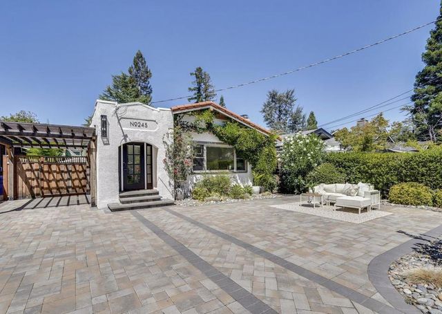 245 Los Gatos Boulevard, Los Gatos