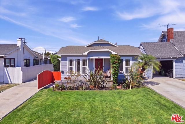 5345 S Victoria Avenue, Los Angeles
