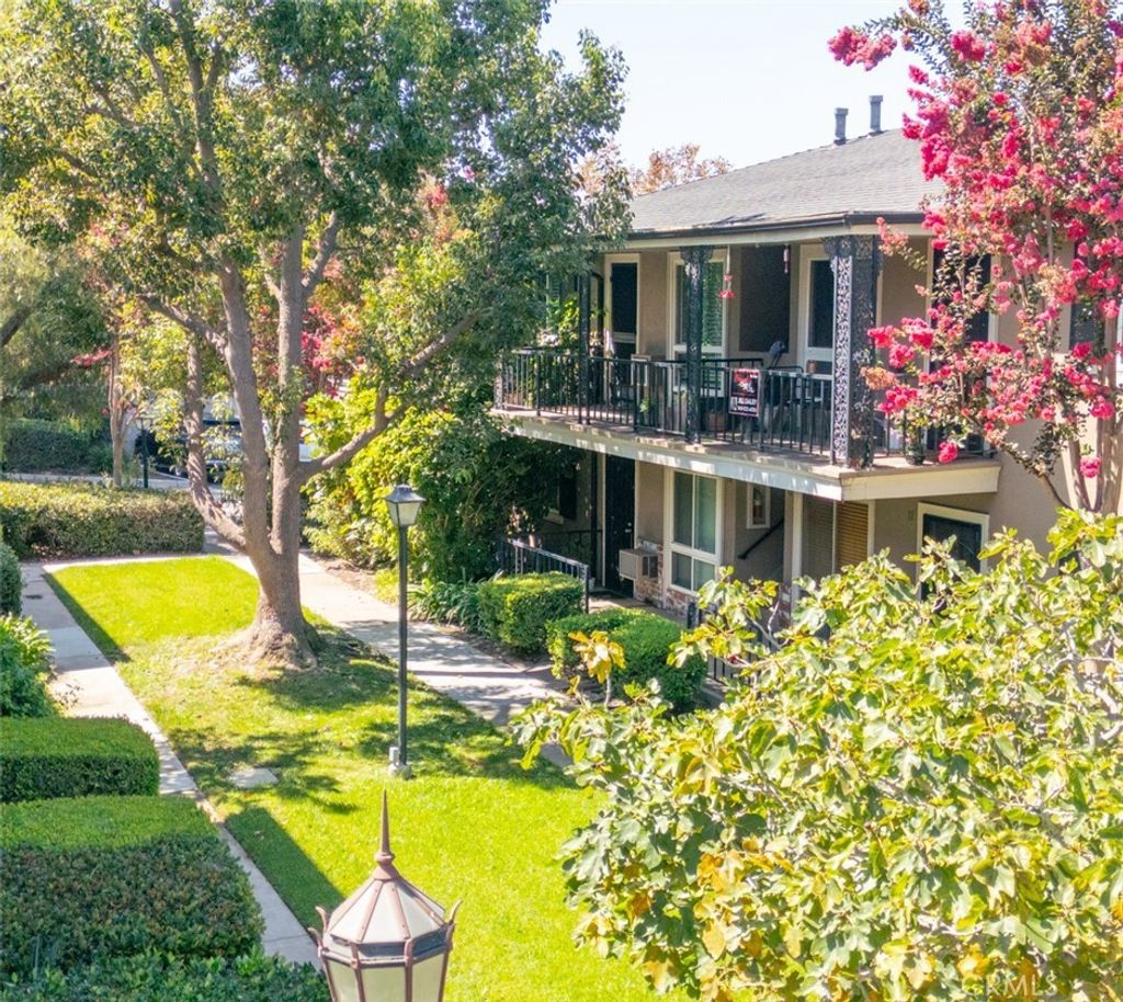 660 S Glassell # 12, Orange