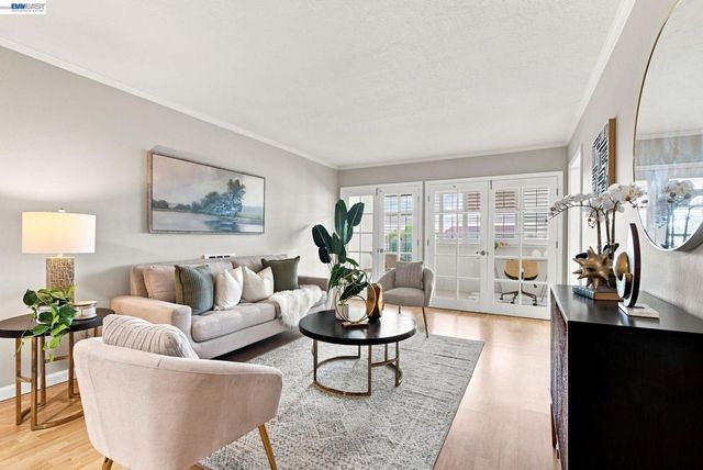 2137 Otis Dr # 101, Alameda