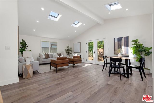 13603 Chadron Avenue, Hawthorne