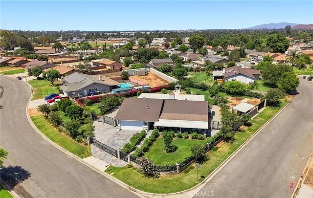 8326 Saddle Creek Drive, Jurupa Valley