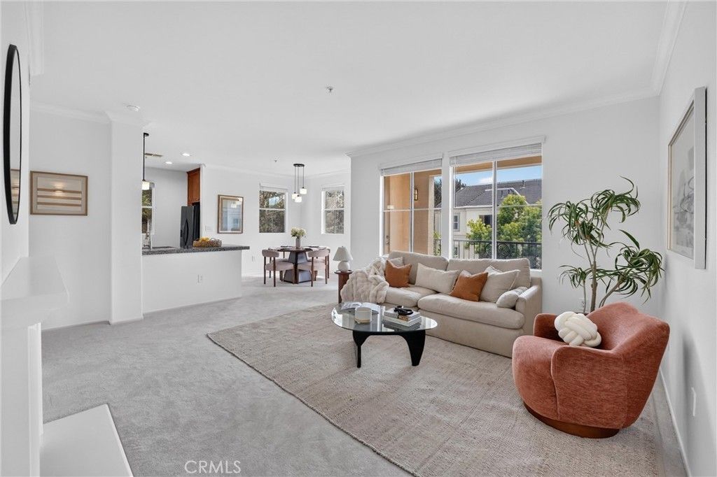 3422 Watermarke, Irvine