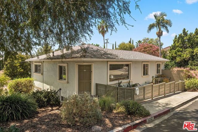 1202 Kipling Avenue, Los Angeles