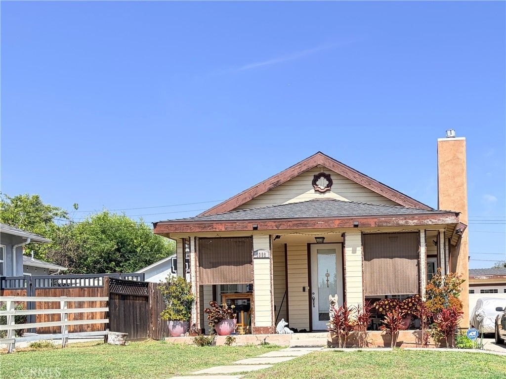 1098 Bresee Avenue, Pasadena