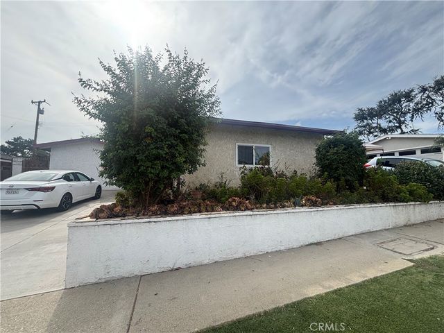 821 S Euclid, La Habra