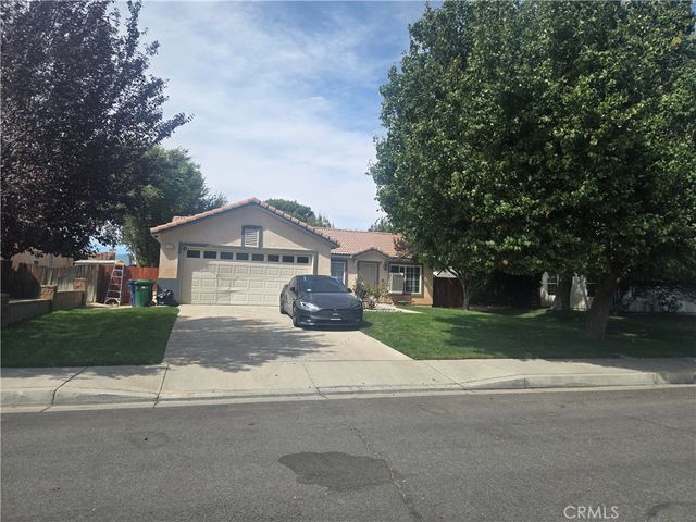 3319 E Avenue K3, Lancaster