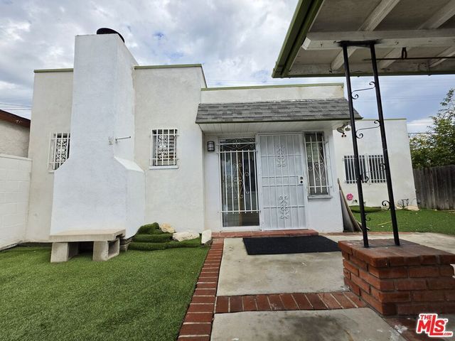 611 W 109th Street, Los Angeles