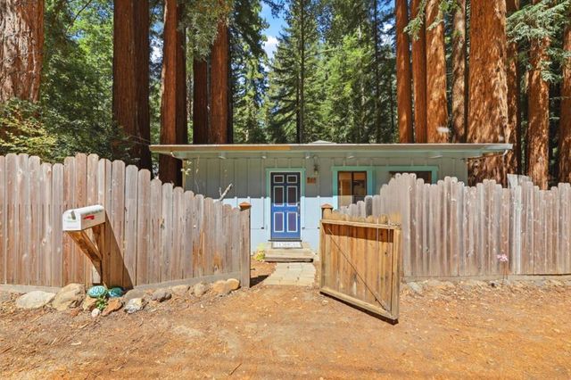 300 Teilh Drive, Boulder Creek