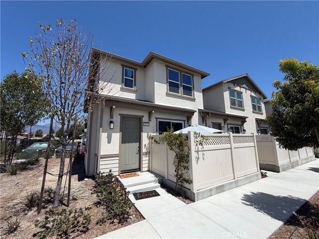 1374 Chervil Way, Upland