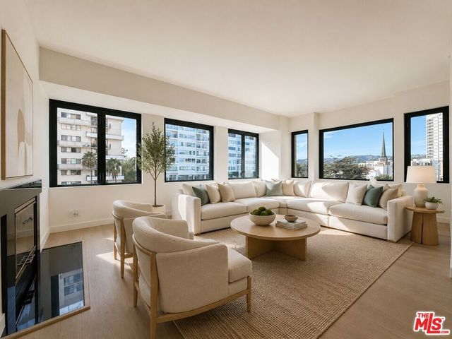 10520 Wilshire Boulevard # 701, Los Angeles