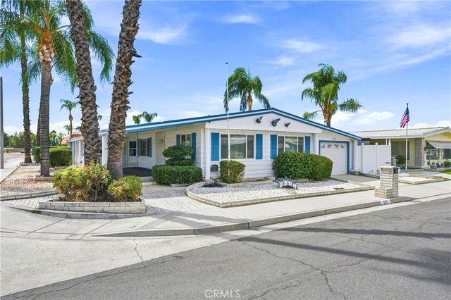 975 Vista Grande Drive, Hemet
