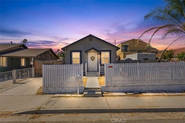 1252 D, Corona