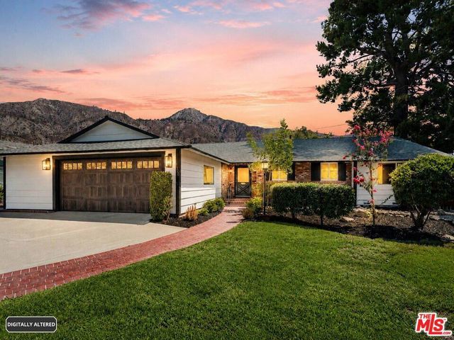 1920 N Altadena Drive, Pasadena