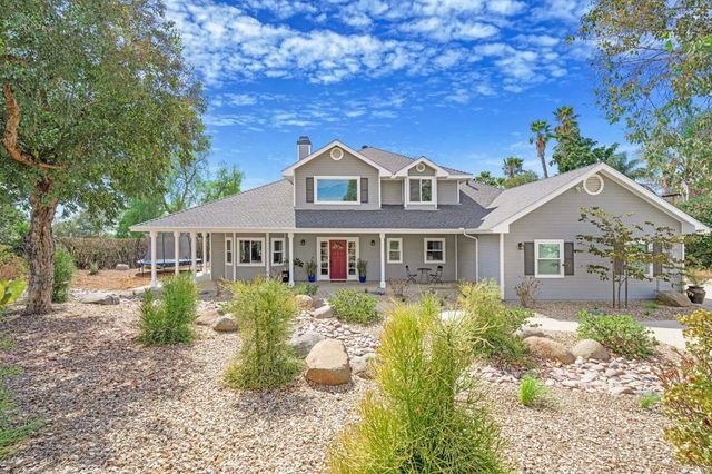 1850 Canyon Heights Road, Fallbrook