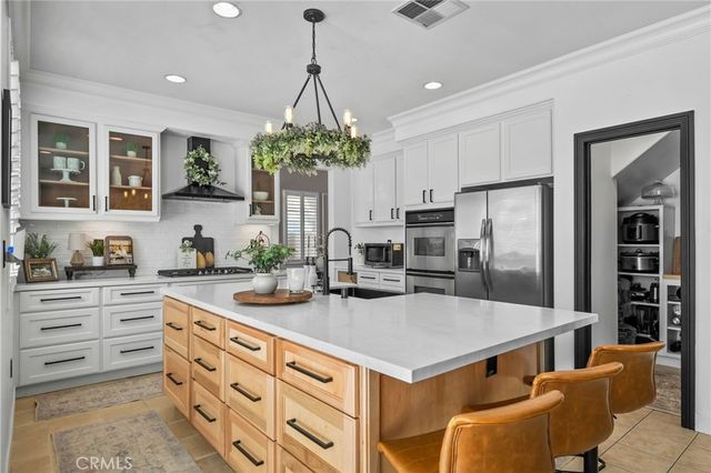 6258 Rolling Meadow, Eastvale