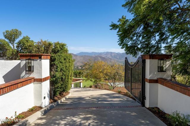 6022 Cielo Vista Court, Camarillo