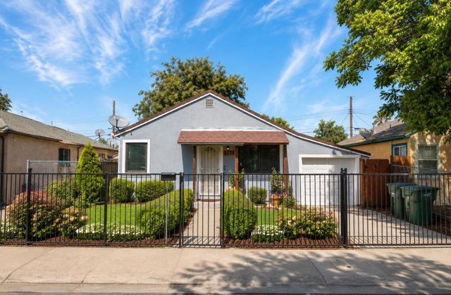3713 18th Avenue, Sacramento