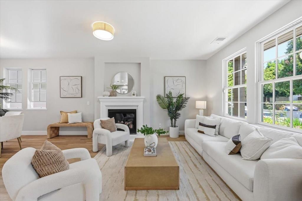 936 Valencia Avenue, Mountain View