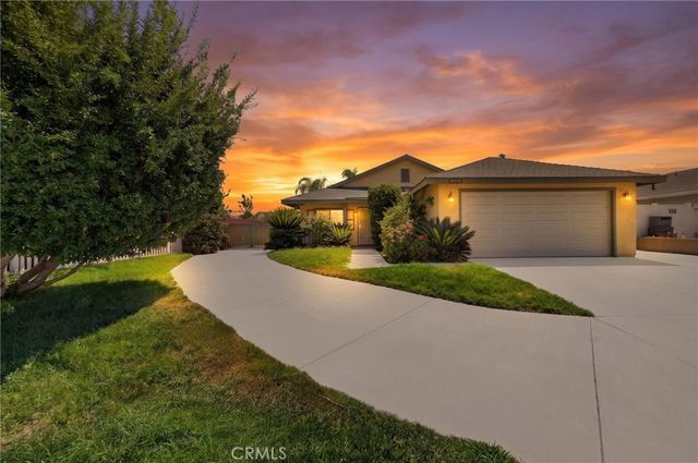 42869 Woodside Court, Hemet