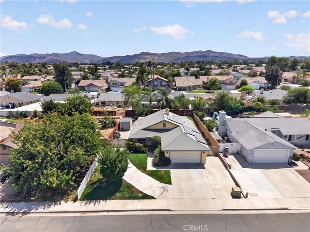 42869 Woodside Court, Hemet