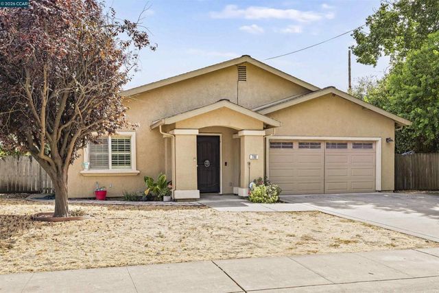 700 Pinedale Ave, Sacramento