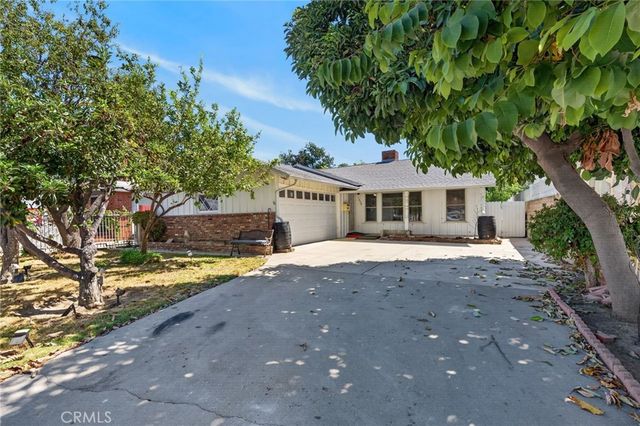 7238 Balcom Avenue, Reseda