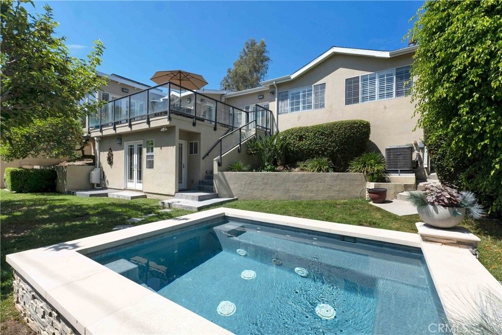 4028 Woodman Canyon, Sherman Oaks