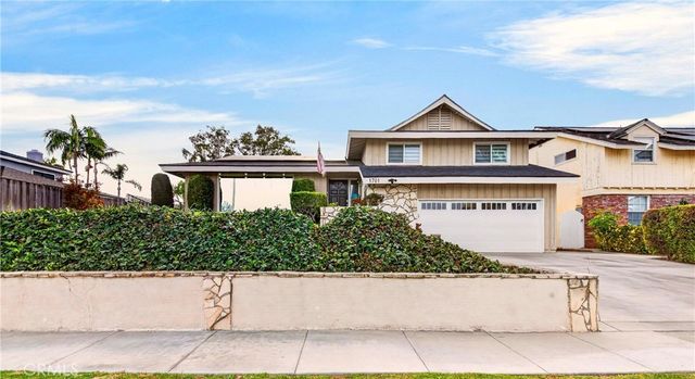 1701 Sunrise, Fullerton
