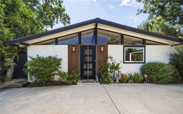 19705 Hamlin Street, Woodland Hills