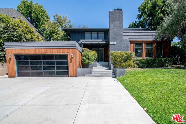 135 Club Road, Pasadena