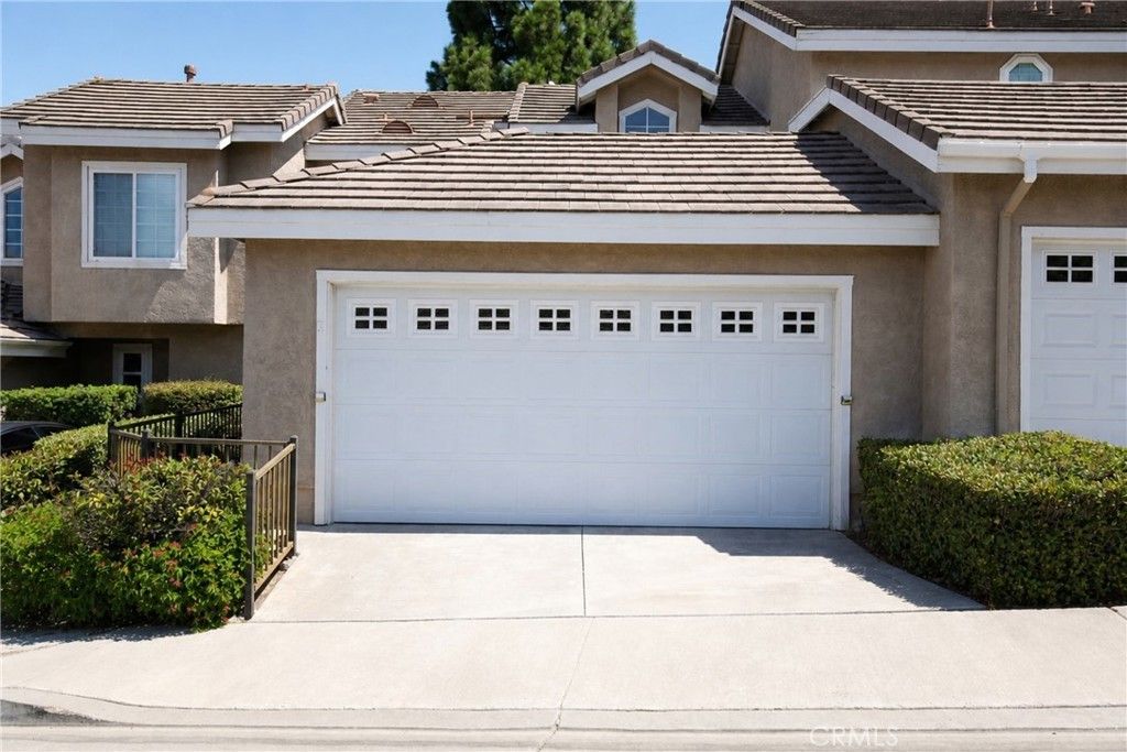889 S Sapphire Lane, Anaheim Hills