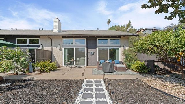 3404 Oak Cliff Drive # 5, Fallbrook