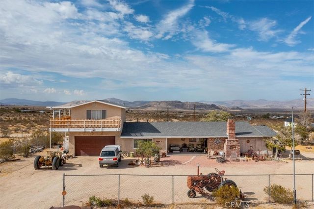 55576 Valley View Road, Landers