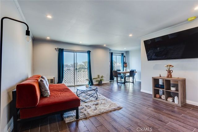 3734 S Canfield Ave # 330, Los Angeles