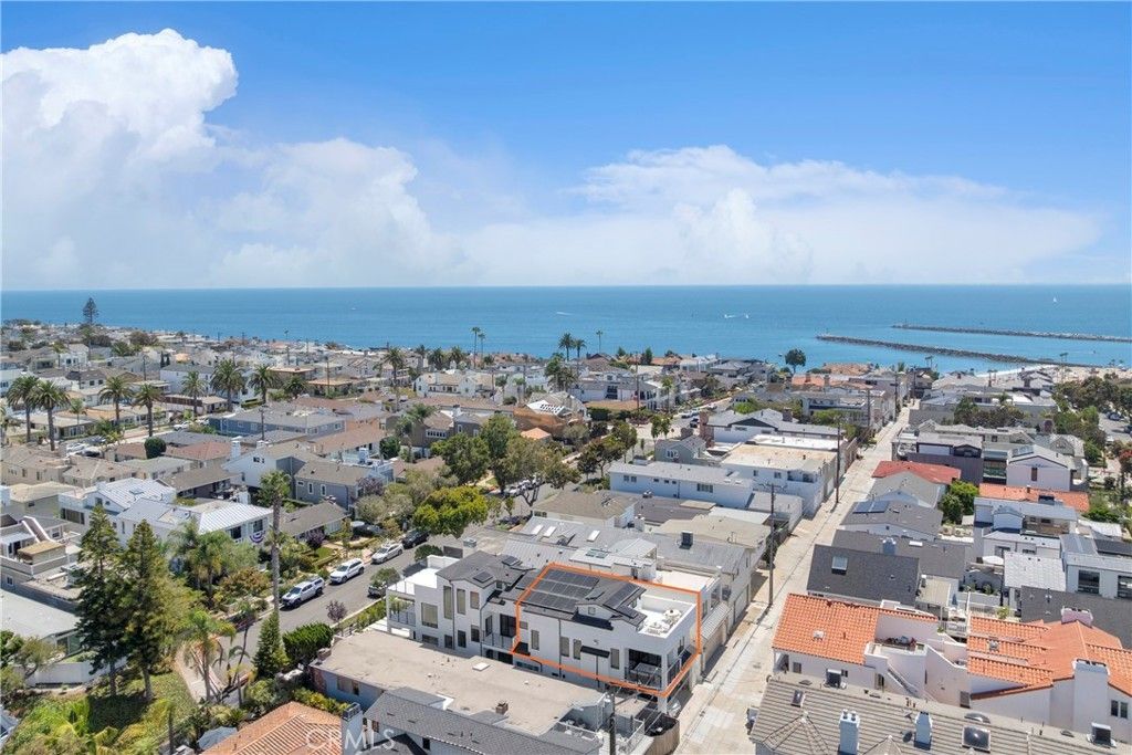 321 Larkspur Avenue # 1/2, Corona Del Mar