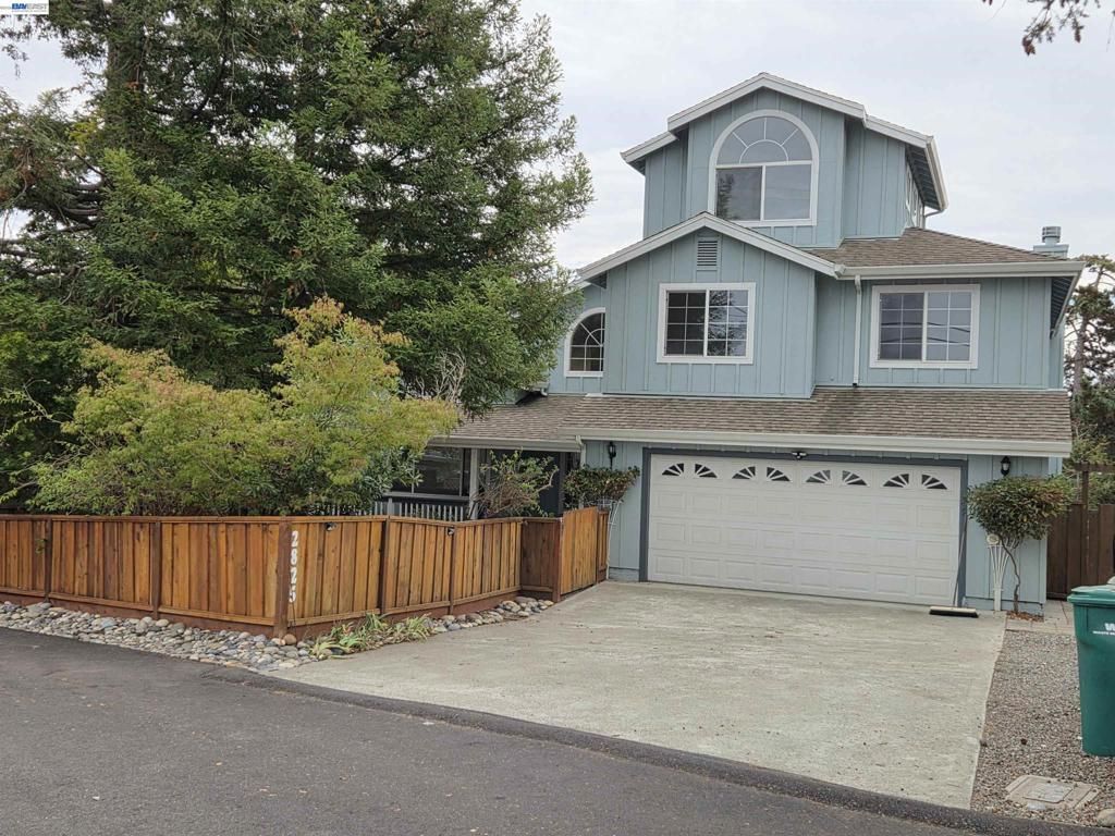 2825 Hillcrest Avenue, Hayward