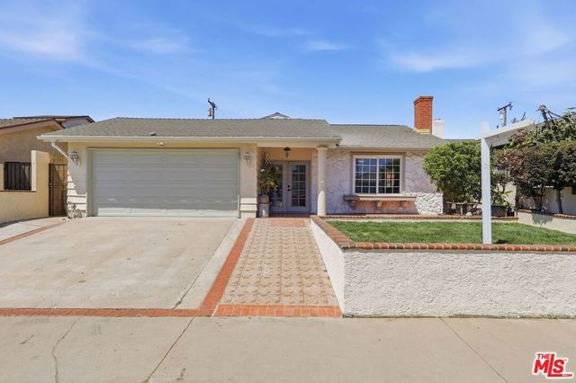 333 W 230th Street, Carson