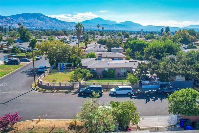 6793 Glasgow Avenue, San Bernardino