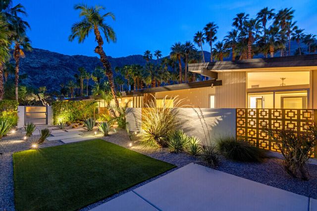 819 N High Road, Palm Springs