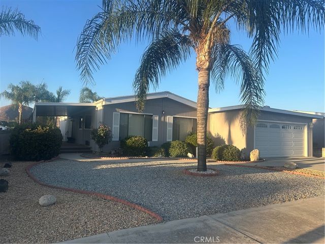 2981 Blue Spruce, Hemet