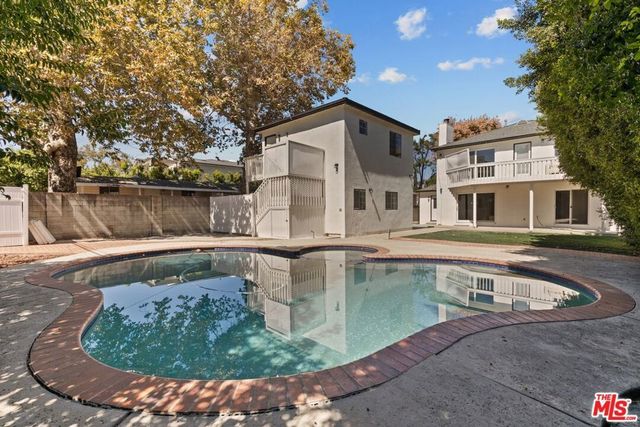 16762 Otsego Street, Los Angeles