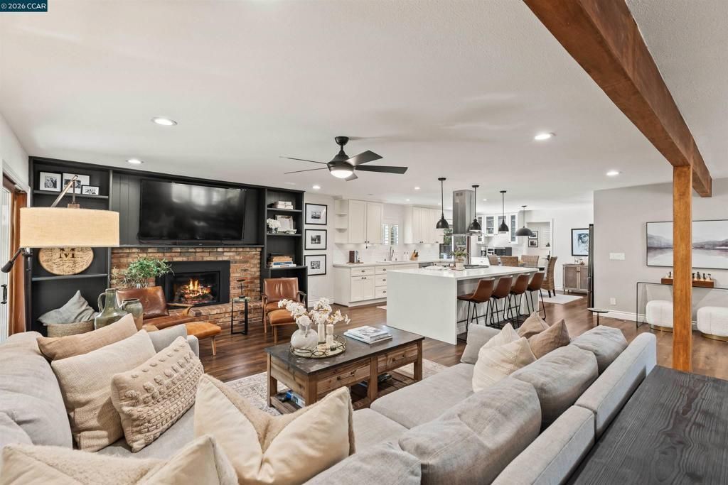 616 Minert Rd, Walnut Creek
