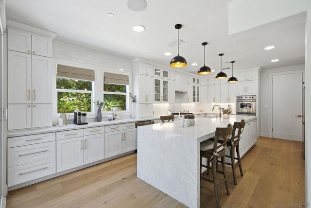 5534 Nanday Court, Oceanside