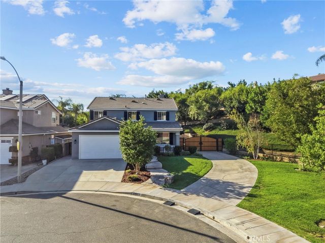 22003 Iron Horse, Saugus