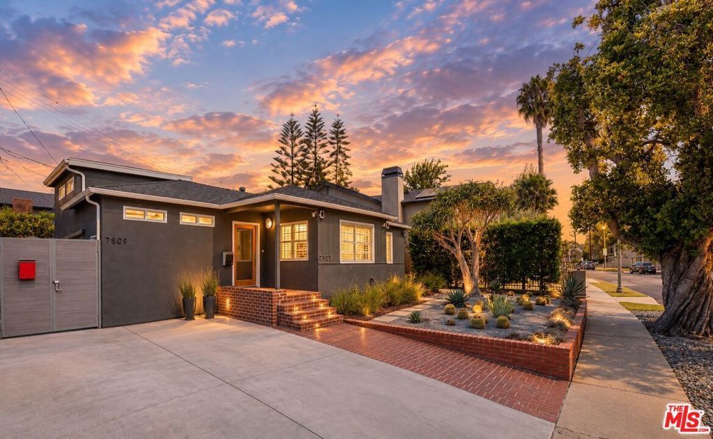 7807 Breen Avenue, Los Angeles