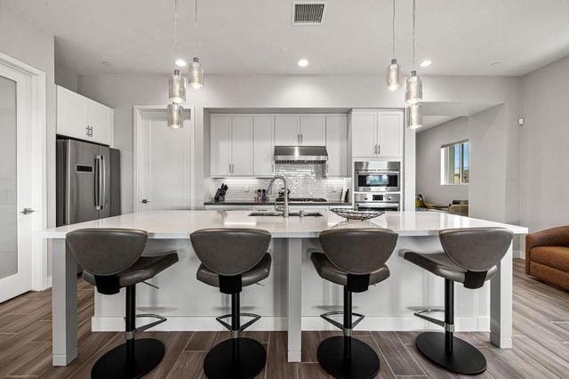 1403 Retreat Circle, Palm Desert
