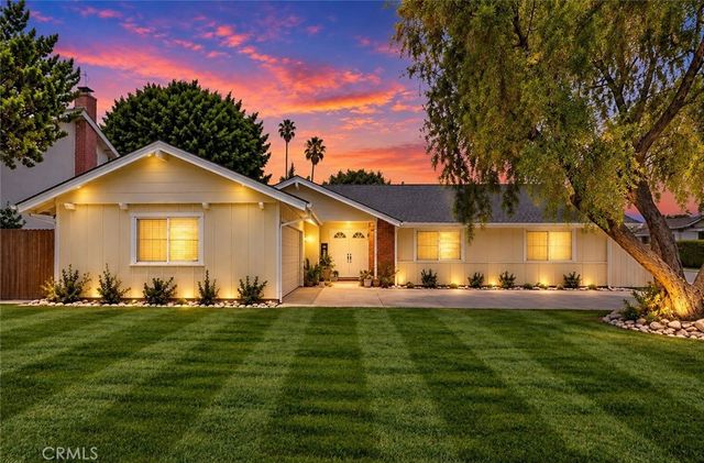 1215 Dickenson, Upland