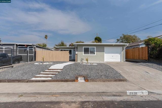 2926 Alta Mira Dr, Richmond
